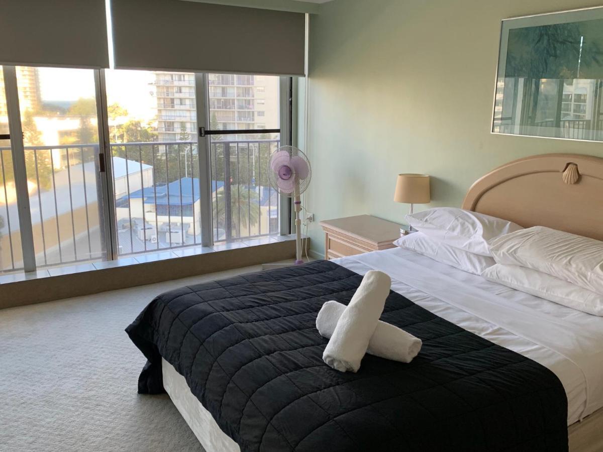 Condor Apartments By Gold Coast Premium Exterior foto